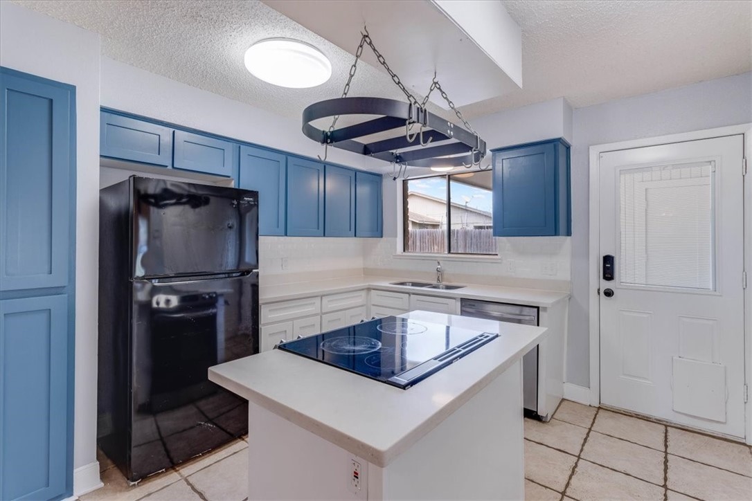 985 Crossbill Street Corpus Christi TX 78418