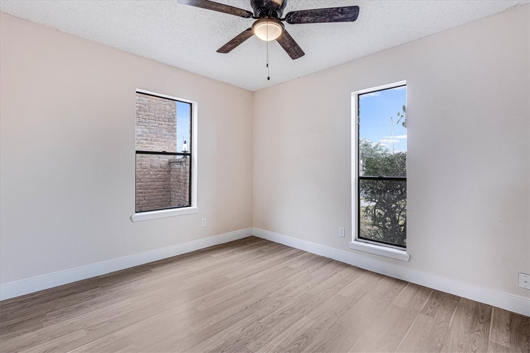 985 Crossbill Street Corpus Christi TX 78418
