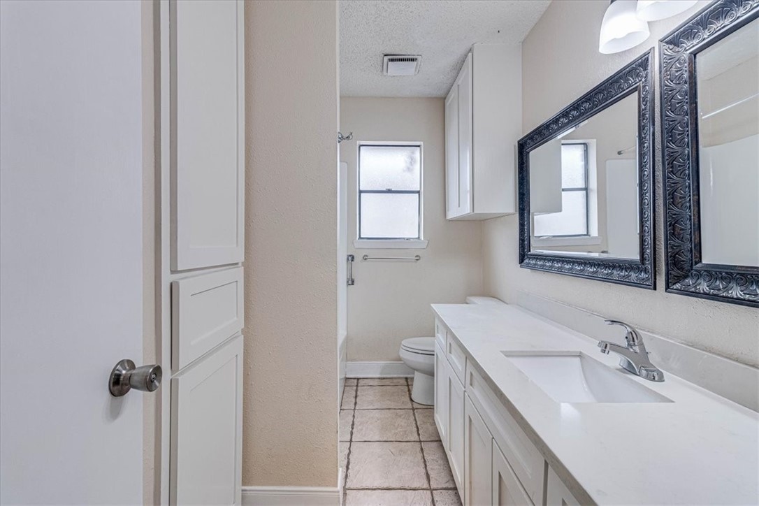 985 Crossbill Street Corpus Christi TX 78418