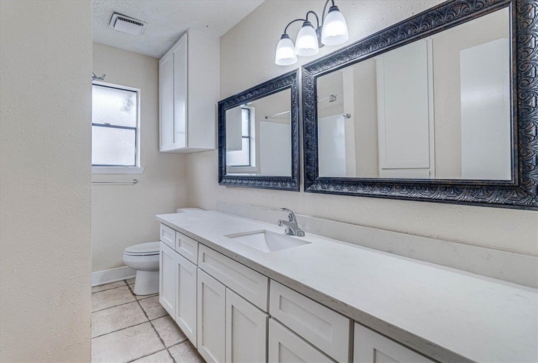 985 Crossbill Street Corpus Christi TX 78418