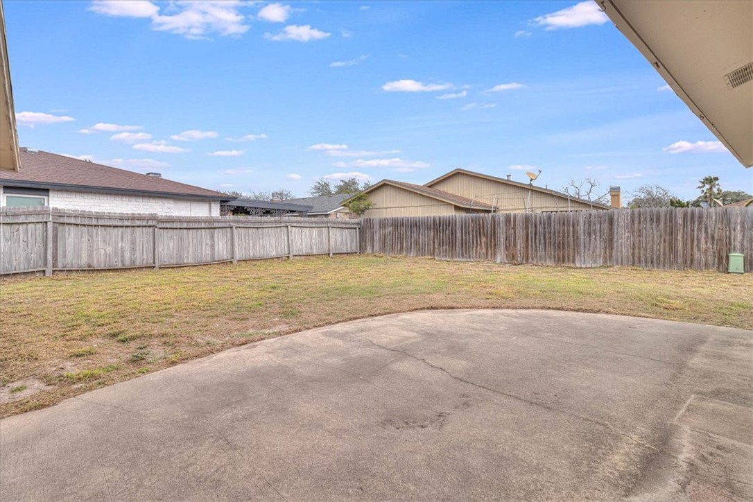 985 Crossbill Street Corpus Christi TX 78418