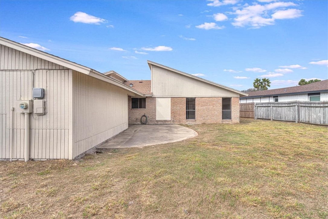 985 Crossbill Street Corpus Christi TX 78418