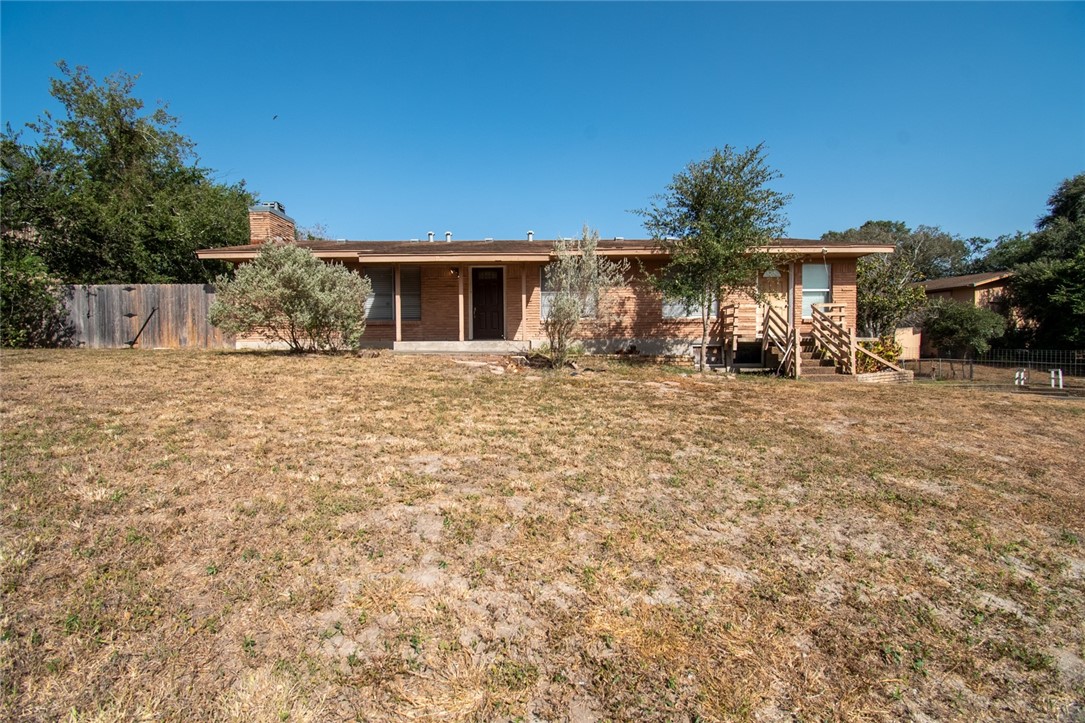 203 E Wildwood Drive Corpus Christi TX 78410