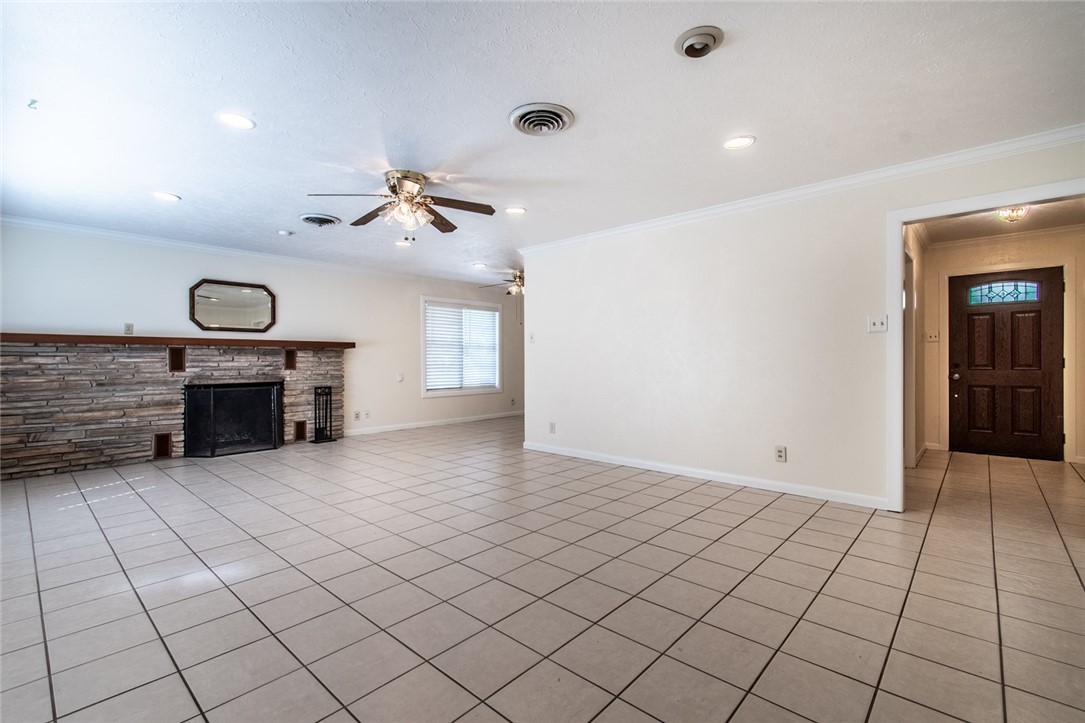 203 E Wildwood Drive Corpus Christi TX 78410