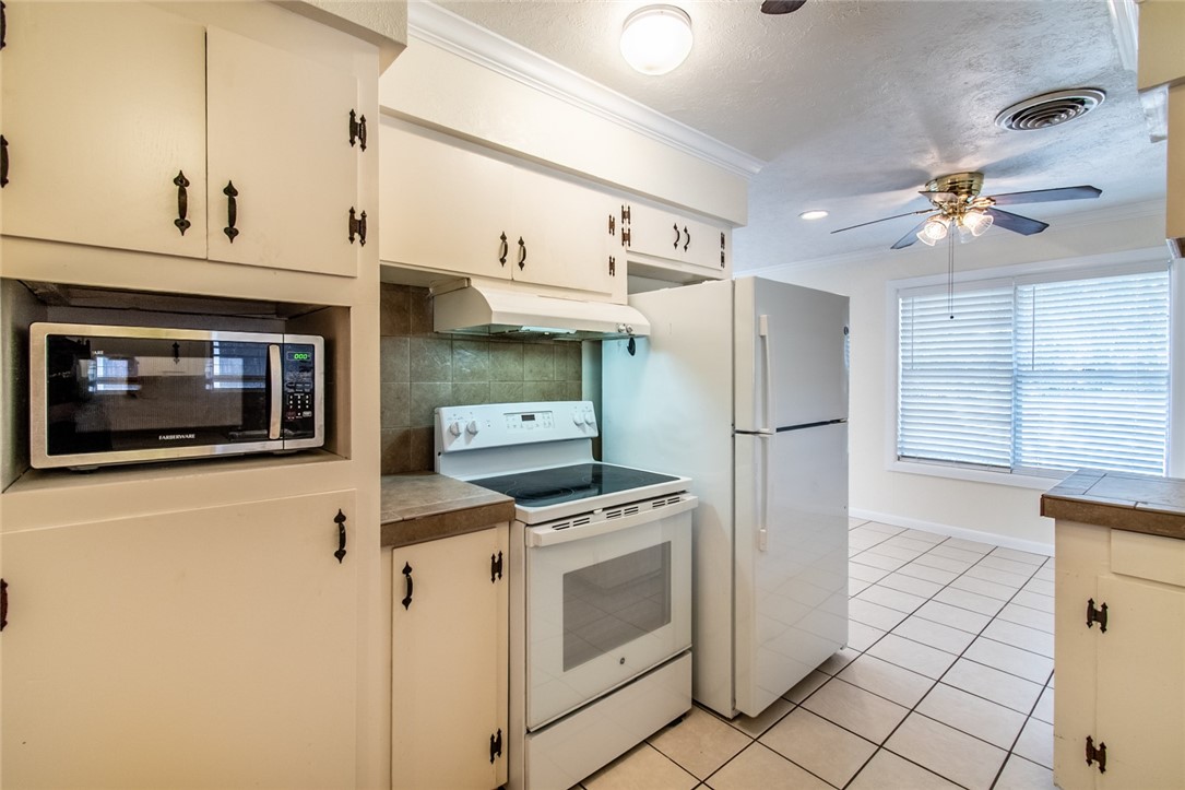 203 E Wildwood Drive Corpus Christi TX 78410