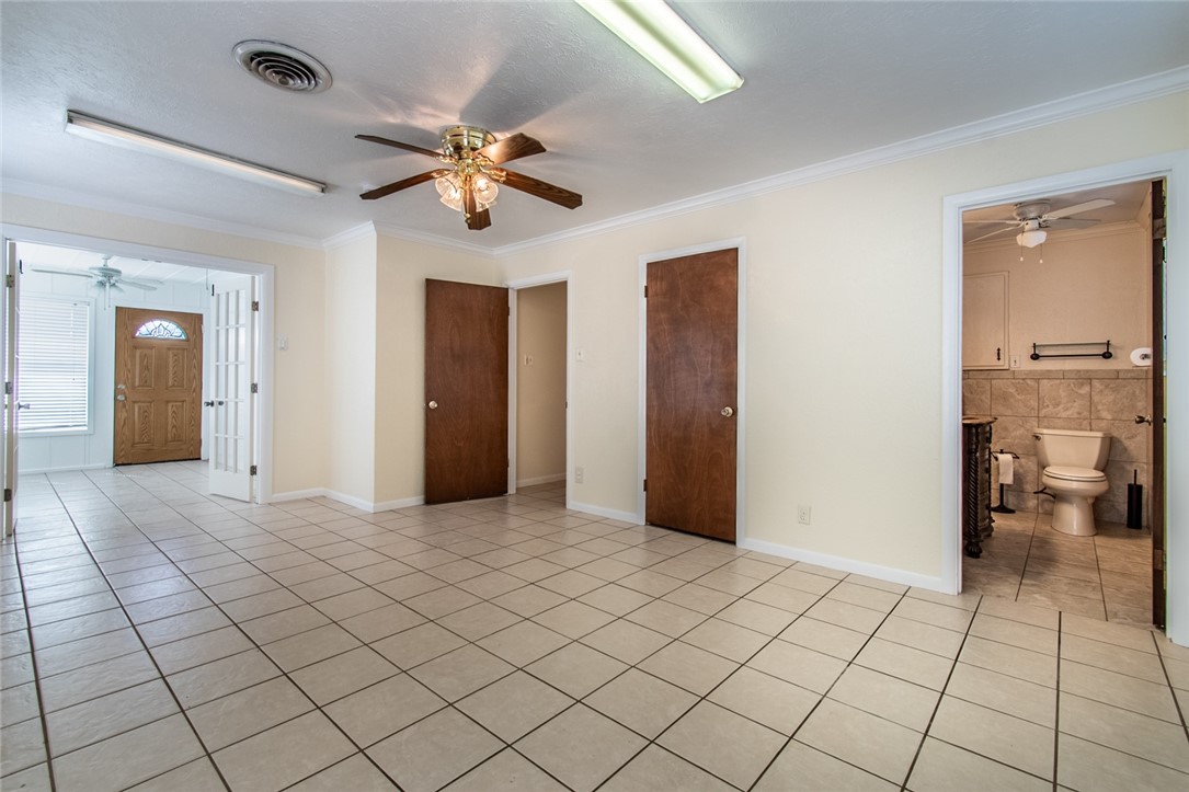 203 E Wildwood Drive Corpus Christi TX 78410
