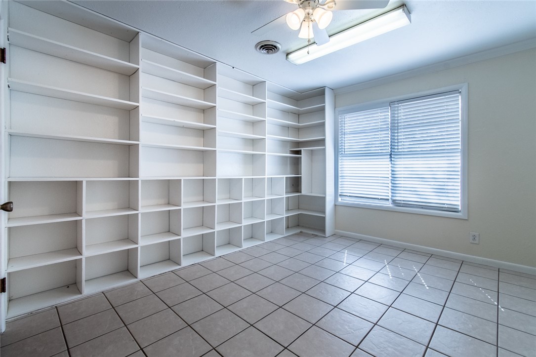 203 E Wildwood Drive Corpus Christi TX 78410