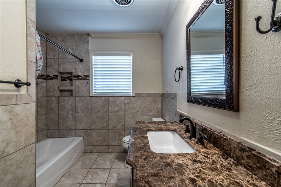 203 E Wildwood Drive Corpus Christi TX 78410
