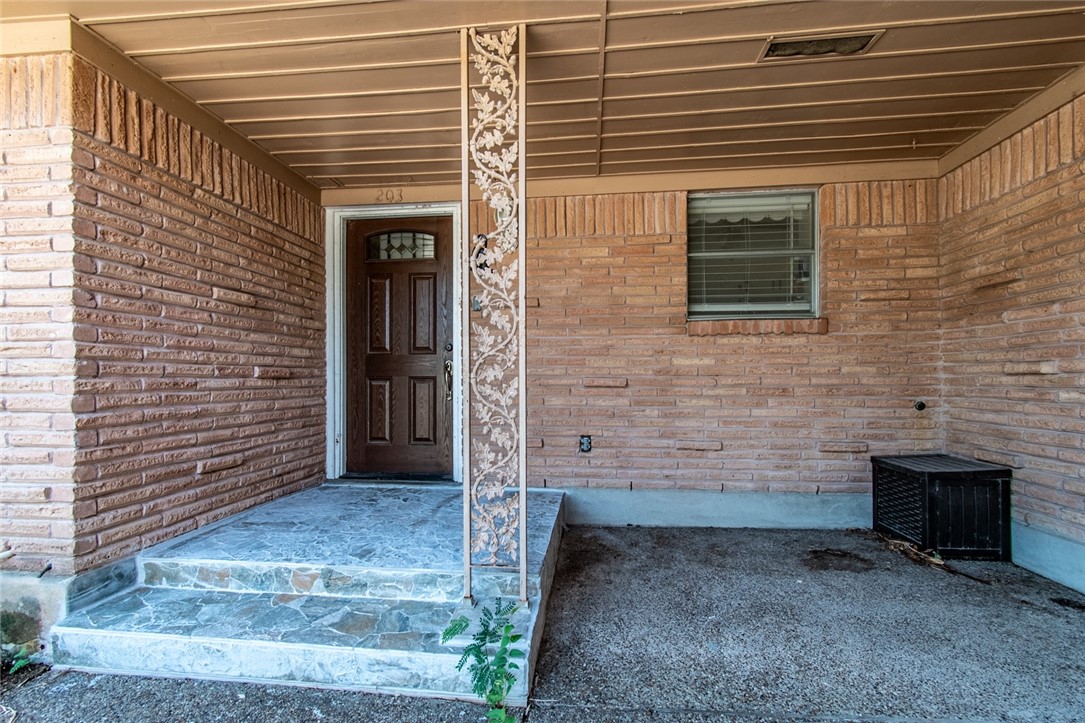 203 E Wildwood Drive Corpus Christi TX 78410