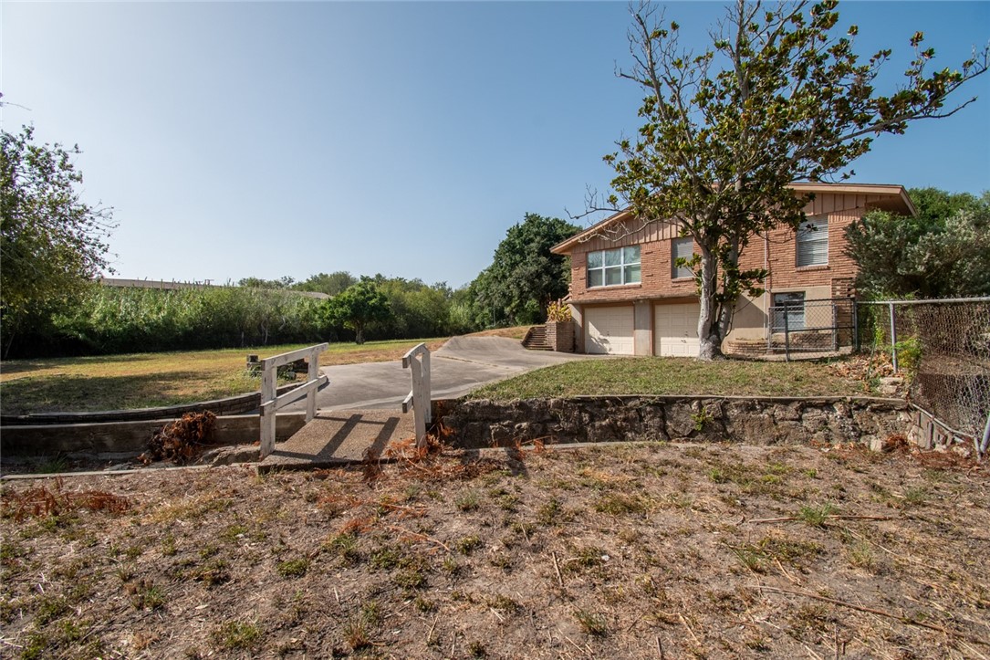 203 E Wildwood Drive Corpus Christi TX 78410