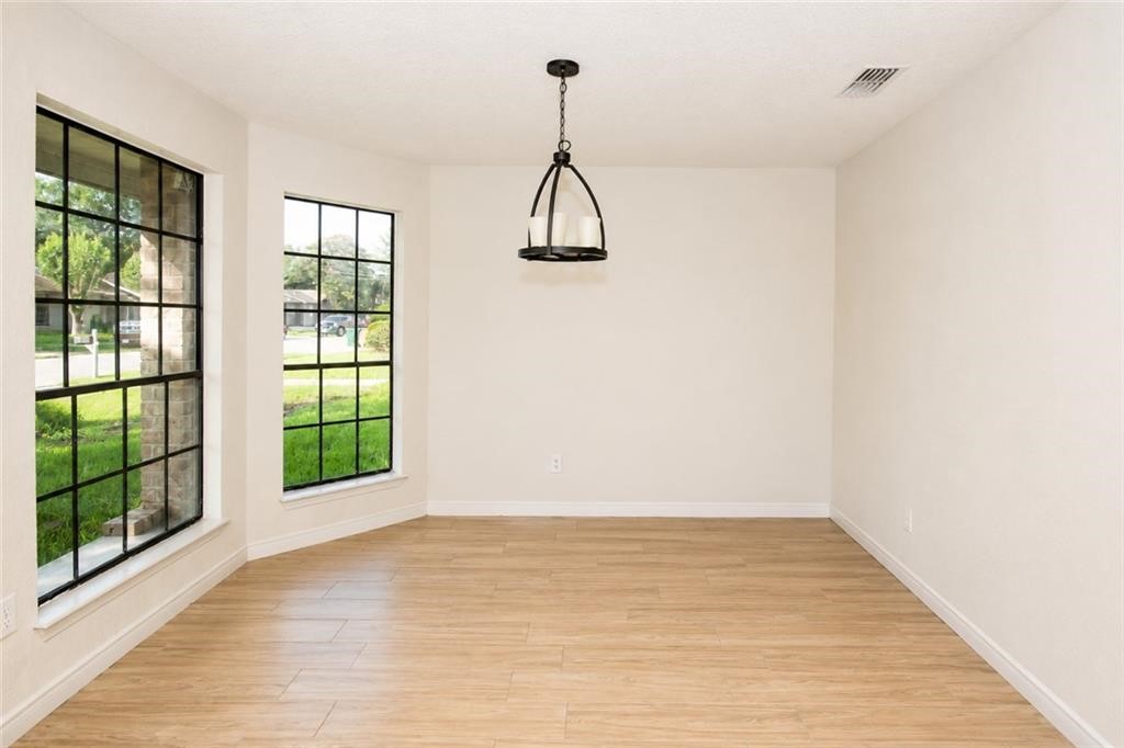 6941 Braesvalley Drive Corpus Christi TX 78413