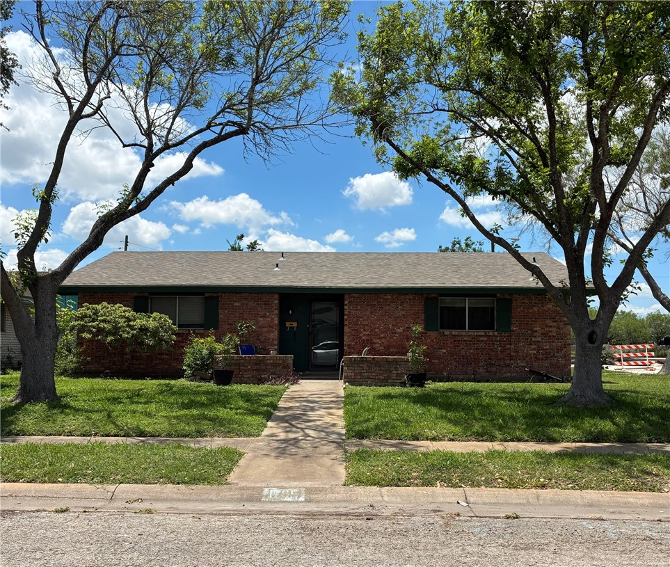 1705 Mildred Street Kingsville TX 78363