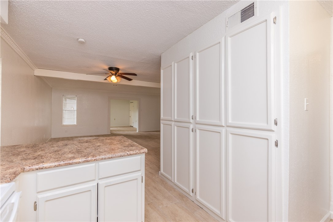 5133 Middlecoff B Corpus Christi TX 78413