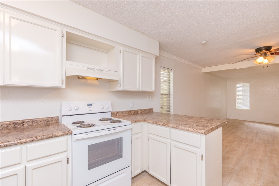 5133 Middlecoff B Corpus Christi TX 78413
