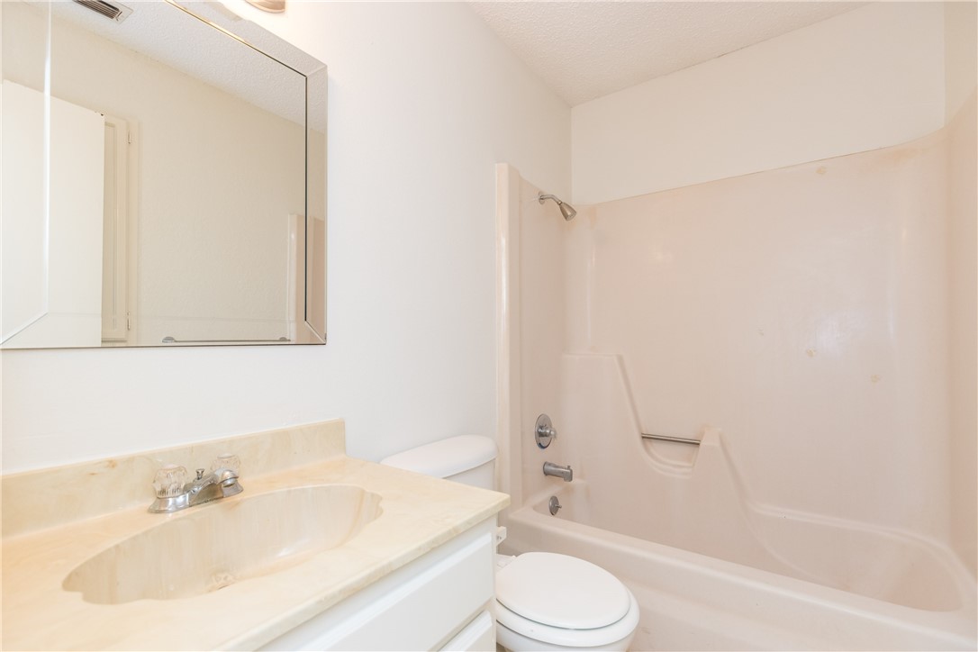 5133 Middlecoff B Corpus Christi TX 78413