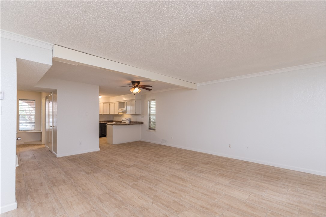 5133 Middlecoff B Corpus Christi TX 78413