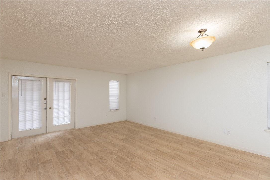 5133 Middlecoff B Corpus Christi TX 78413