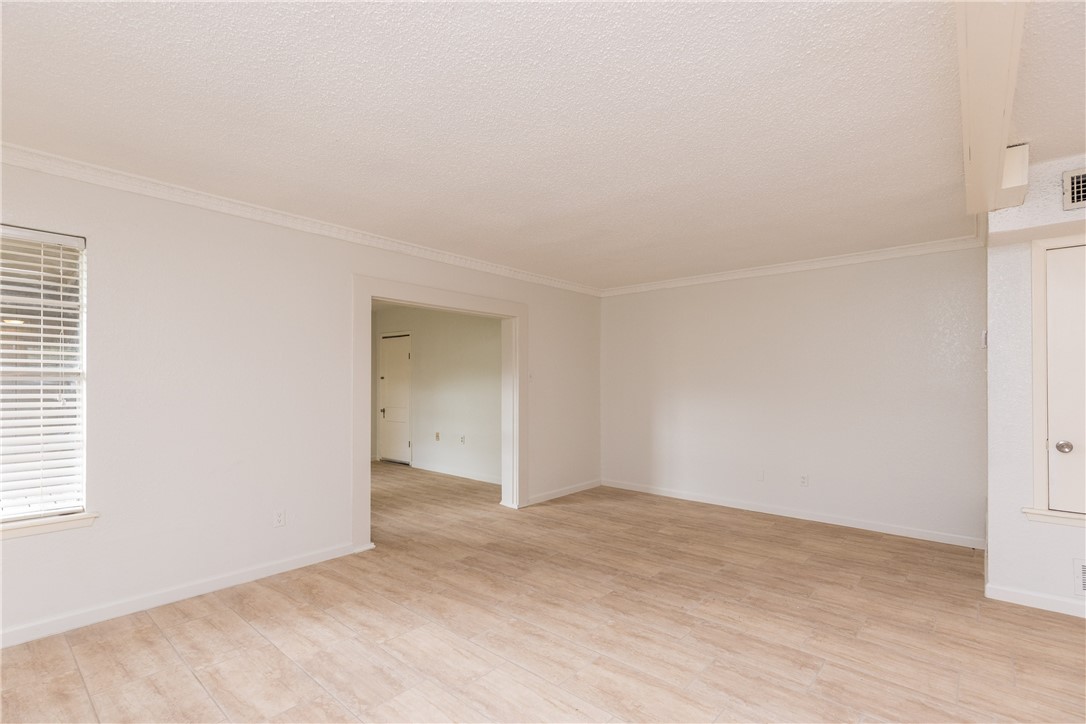 5133 Middlecoff B Corpus Christi TX 78413