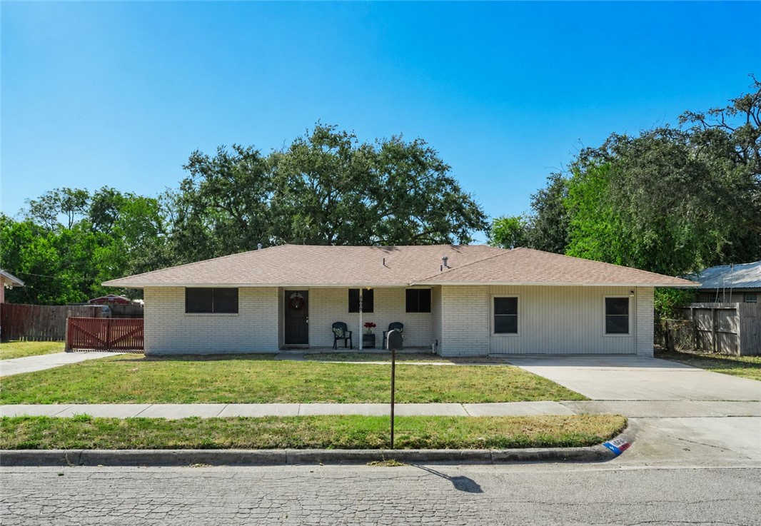 4809 River View Corpus Christi TX 78410