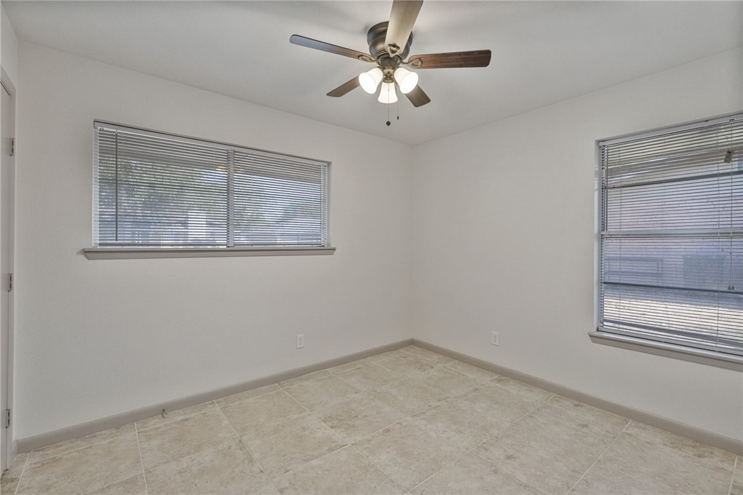 4809 River View Corpus Christi TX 78410
