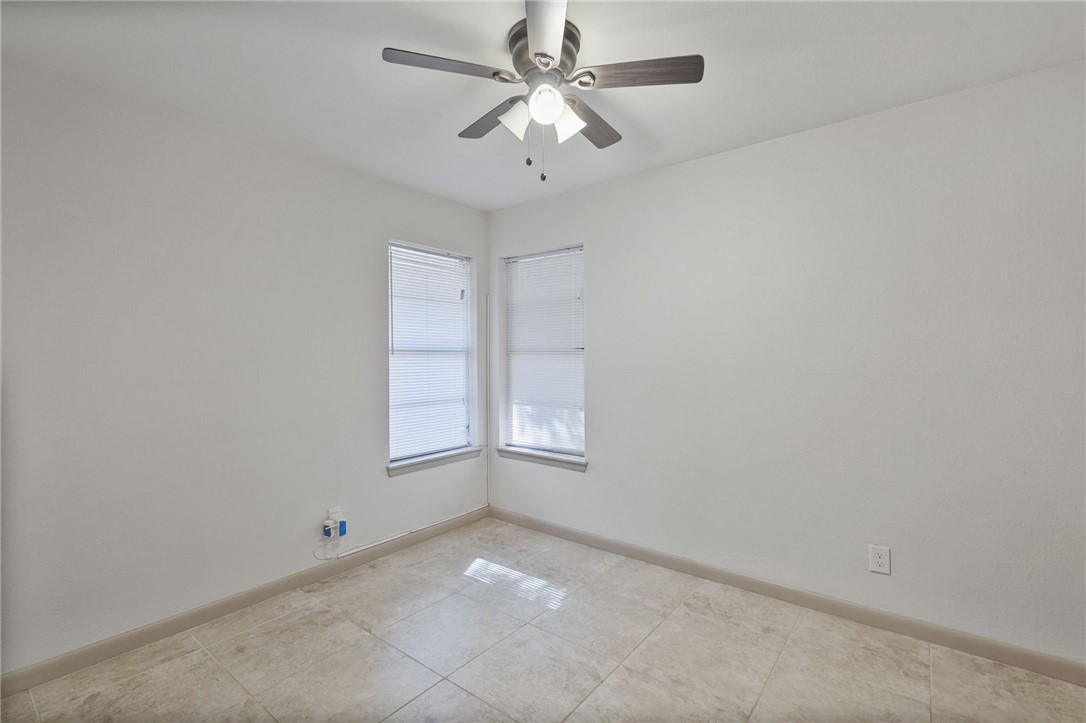 4809 River View Corpus Christi TX 78410
