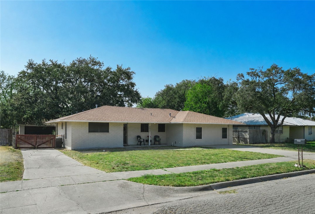 4809 River View Corpus Christi TX 78410
