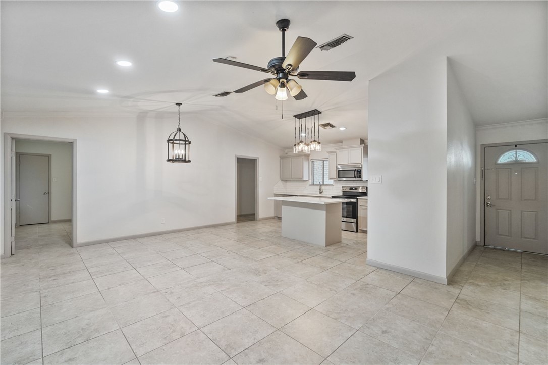 4809 River View Corpus Christi TX 78410