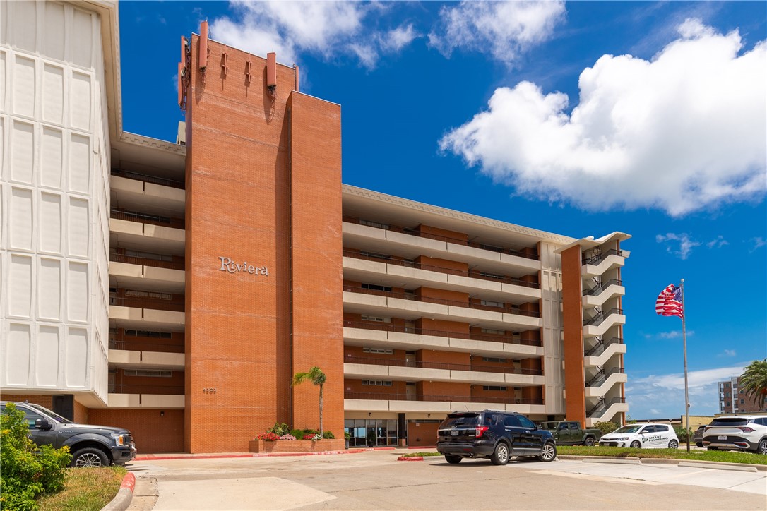 4302 Ocean Drive Corpus Christi TX 78412