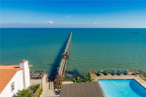 4302 Ocean Drive Corpus Christi TX 78412