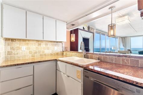 4302 Ocean Drive Corpus Christi TX 78412