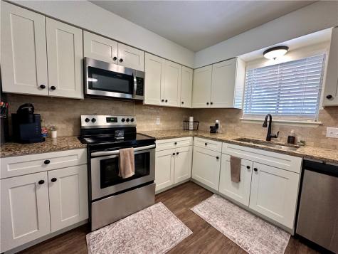 1213 Montreal Drive Corpus Christi TX 78418