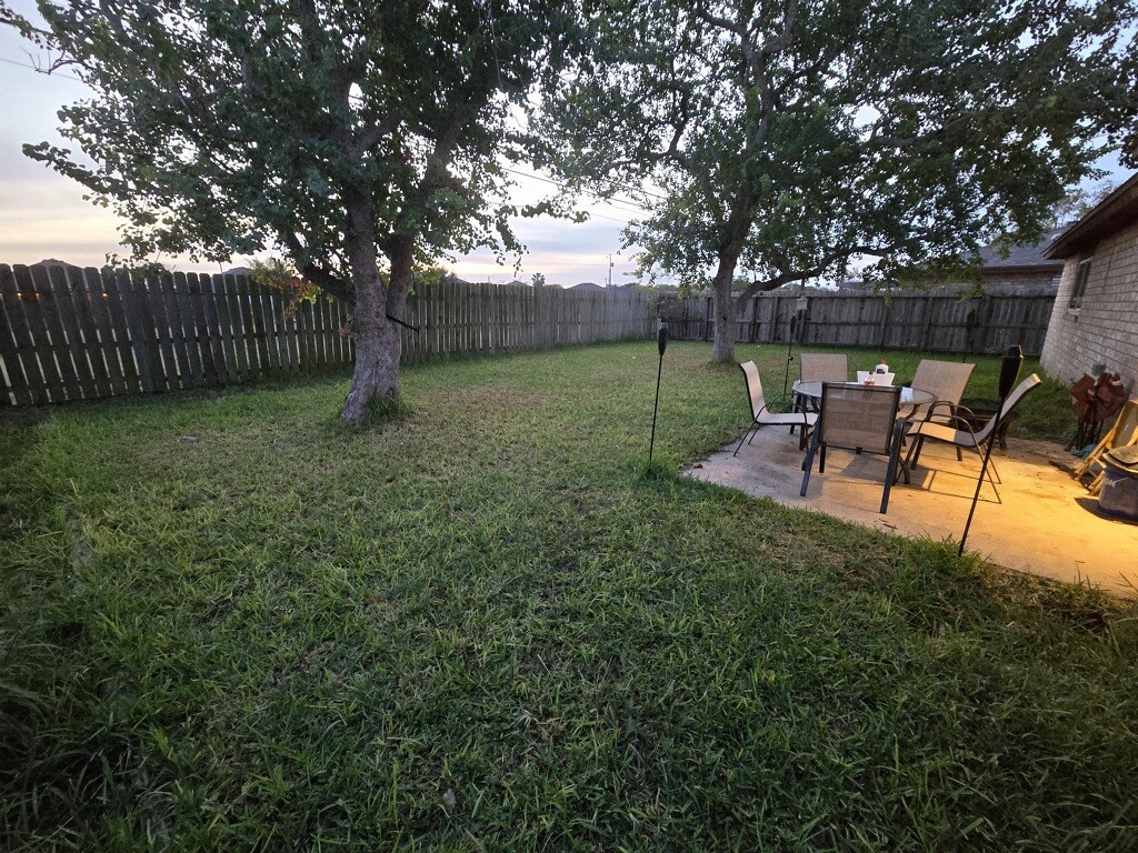 6617 Meadowbreeze Parkway Corpus Christi TX 78414