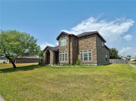 416 Hazeltine Drive Portland TX 78374