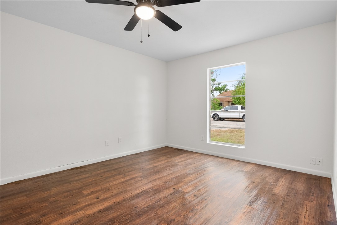 5009 Wingfoot B Corpus Christi TX 78413