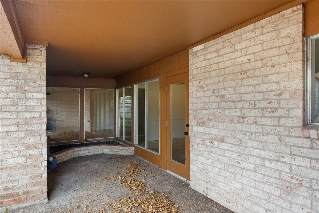 5009 Wingfoot B Corpus Christi TX 78413