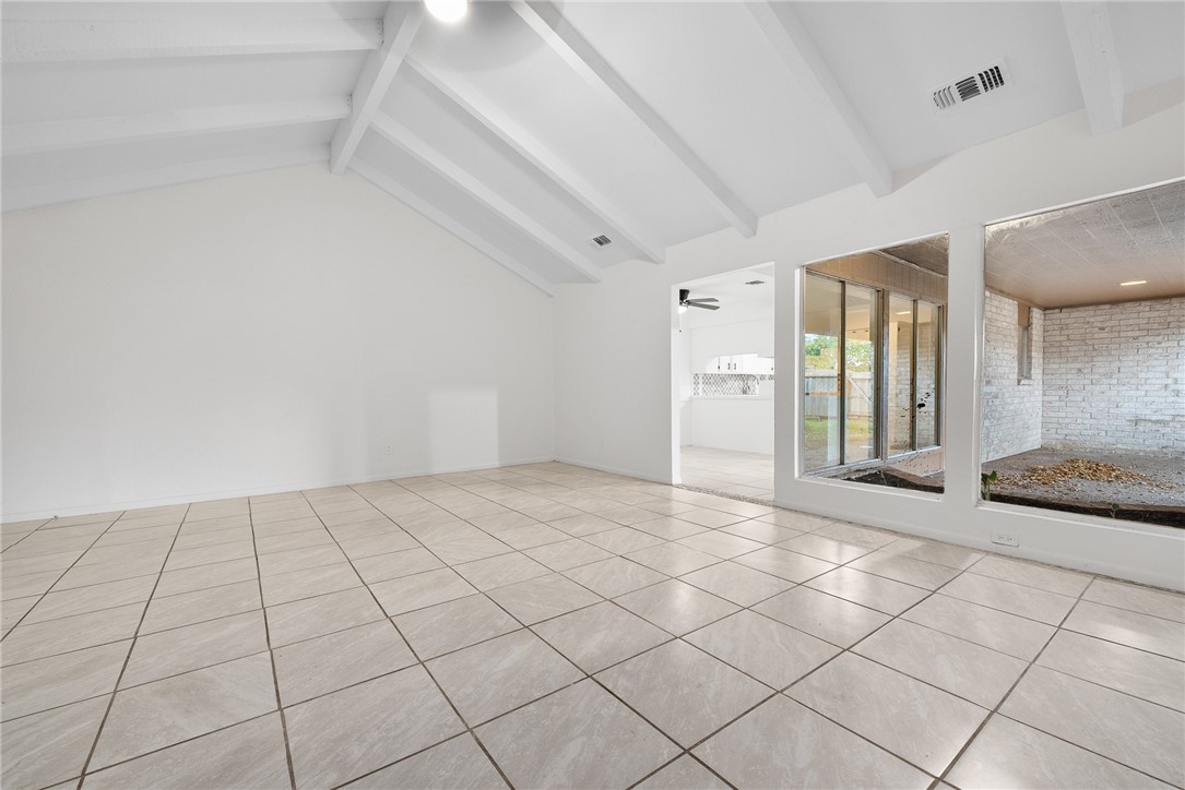 5009 Wingfoot B Corpus Christi TX 78413