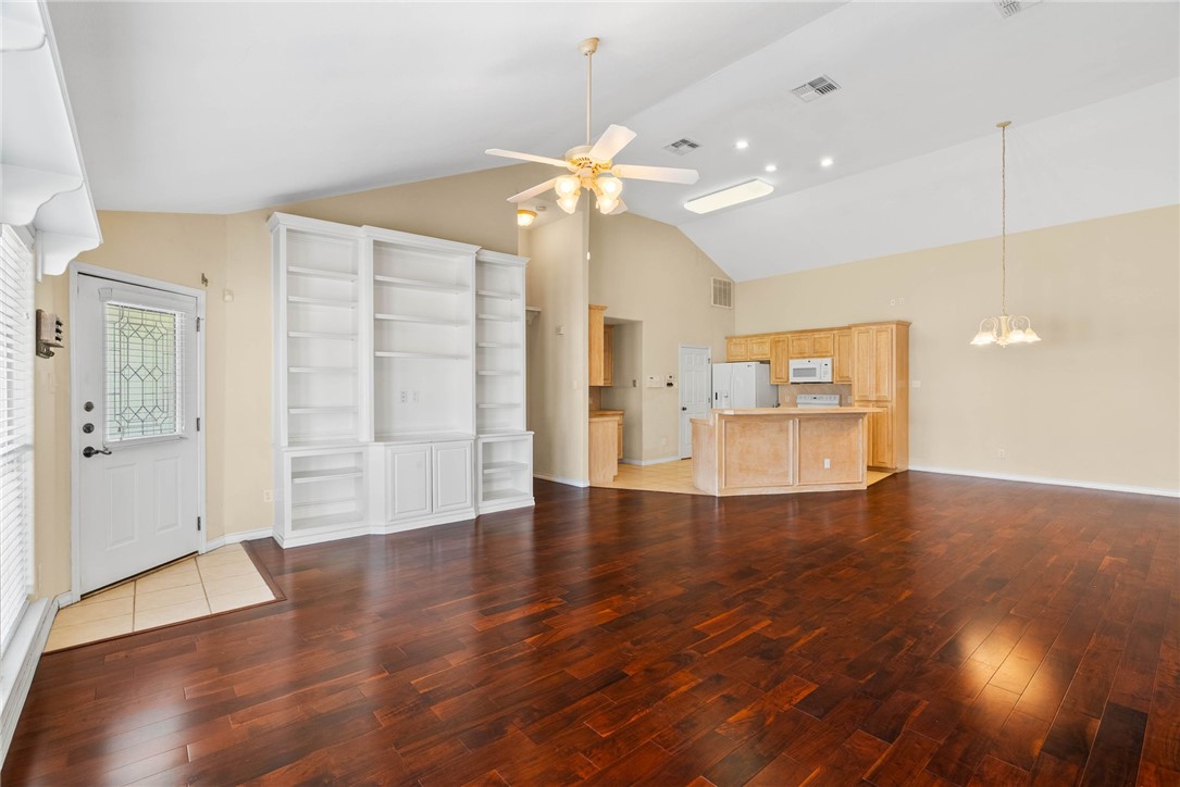 5642 Lipes Blvd Unit #13 Boulevard Corpus Christi TX 78414
