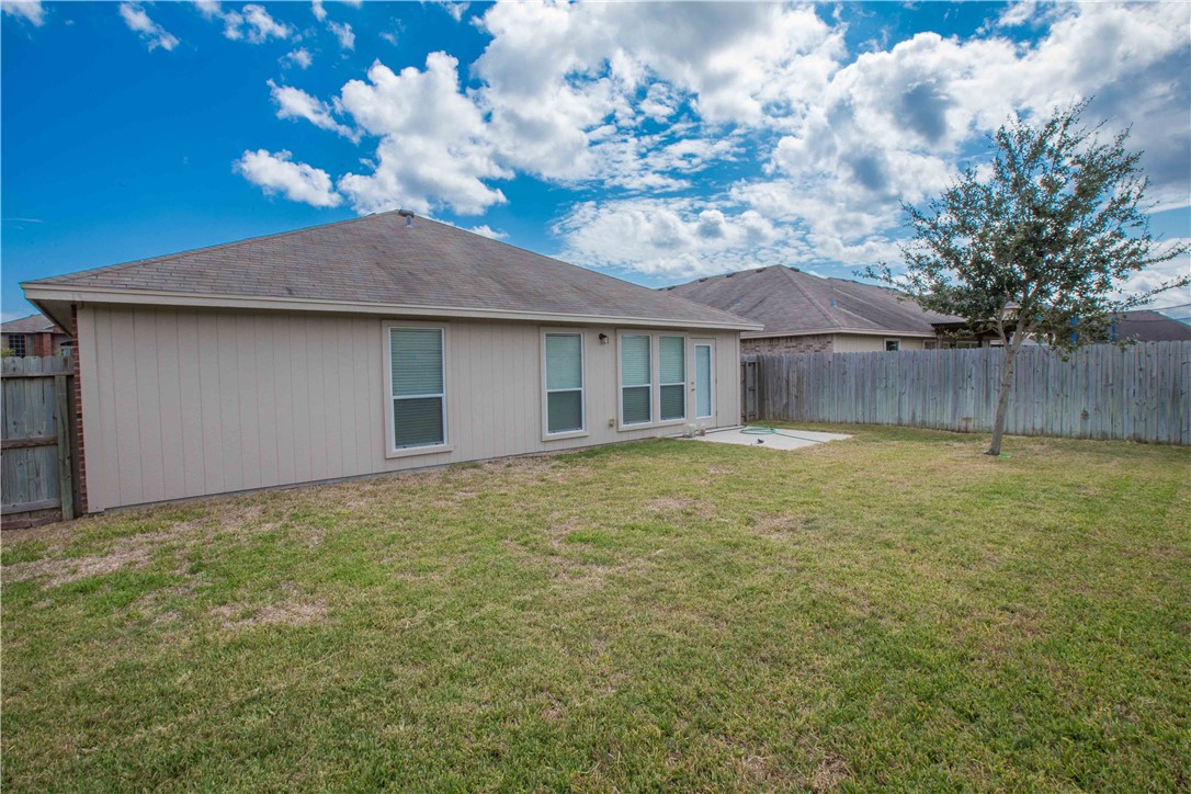 7517 Fort Griffen Drive Corpus Christi TX 78414