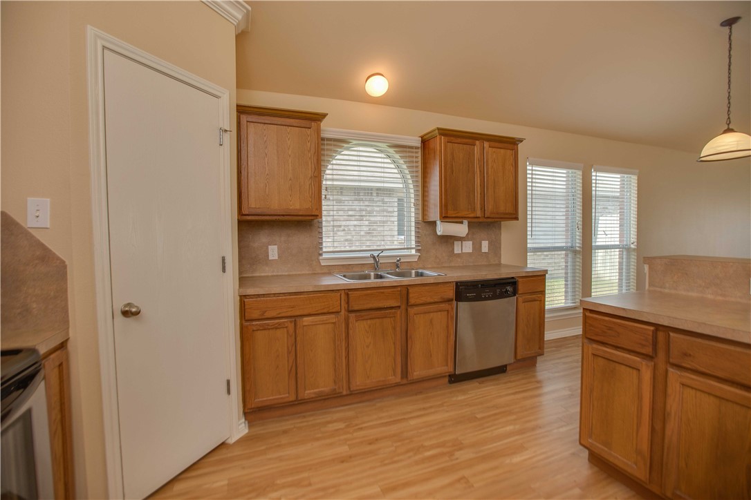 7517 Fort Griffen Drive Corpus Christi TX 78414