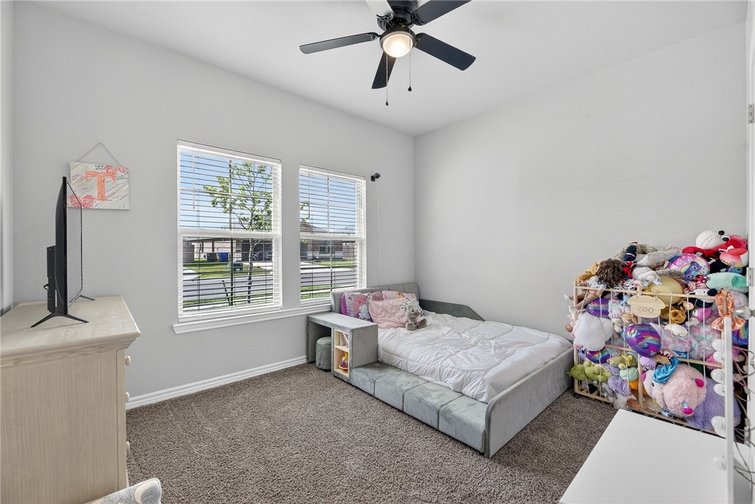 1346 Regents Park Corpus Christi TX 78415