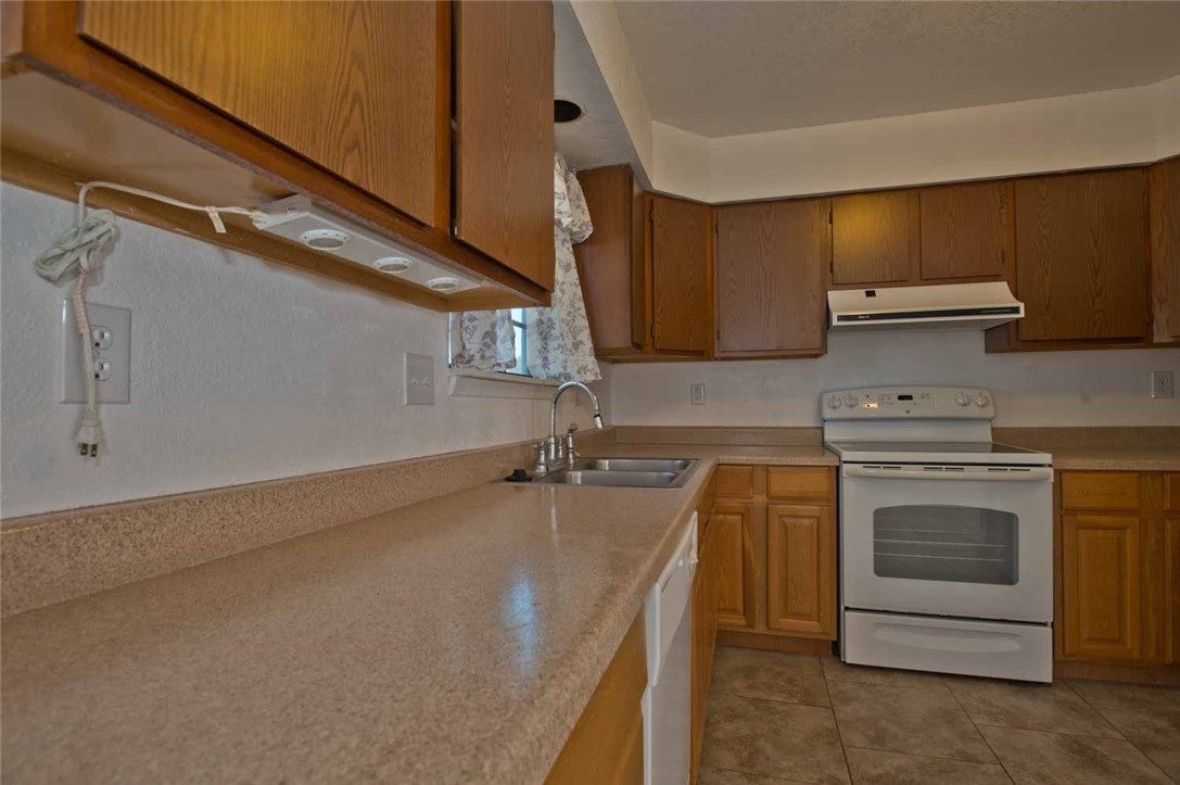 3442 Laguna Shores Corpus Christi TX 78418