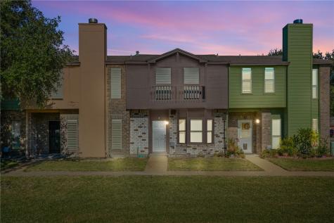 2713 Saint Joseph Street B Corpus Christi TX 78418