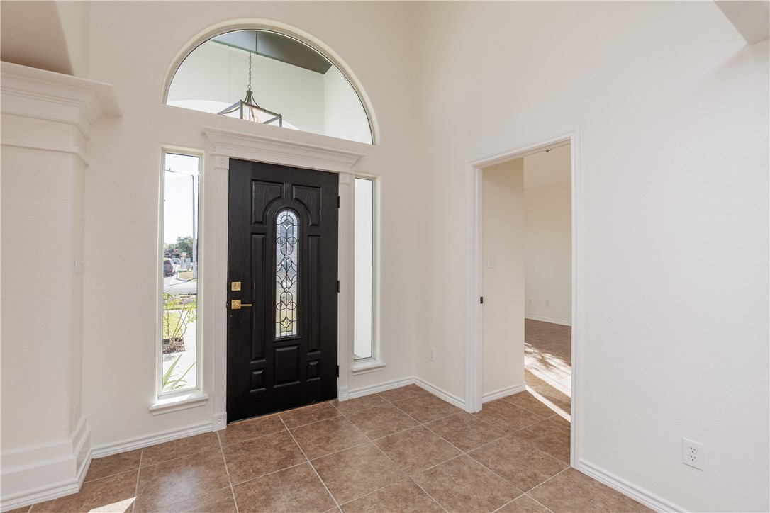 4025 Puget Sound Drive Corpus Christi TX 78410