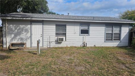 1213 W Terrace Boulevard Rockport TX 78382