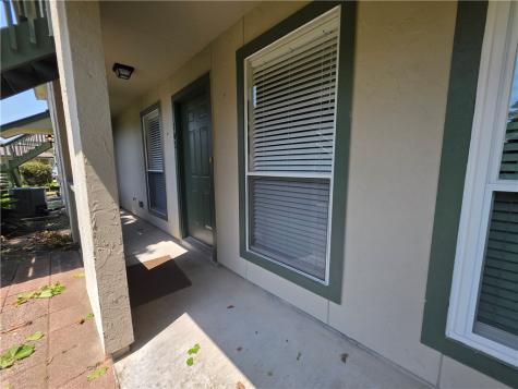 302 Saint Andrews St E-103 Rockport TX 78382