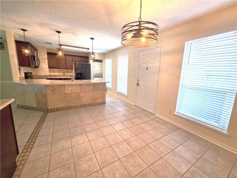 302 Saint Andrews St E-103 Rockport TX 78382
