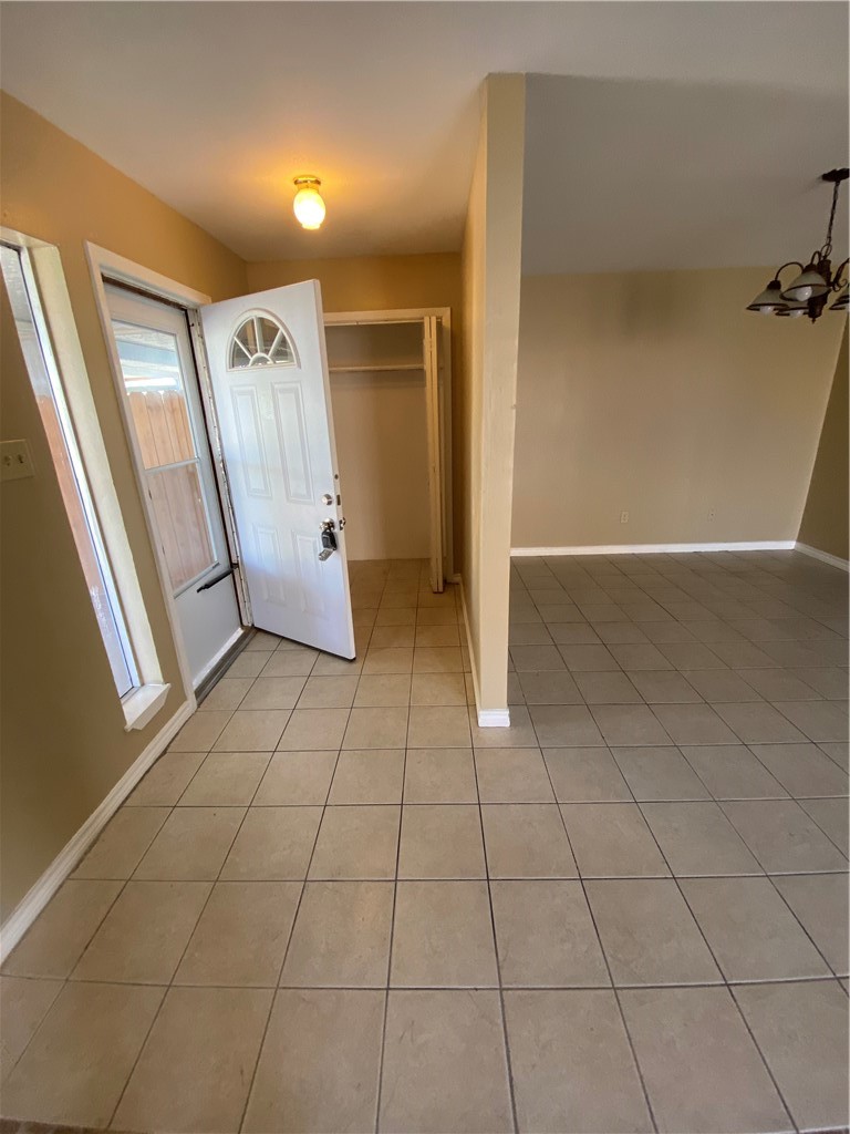 317 Easy St B Corpus Christi TX 78418