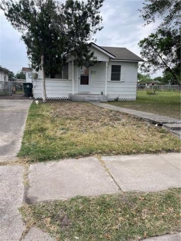 302 Newberry Street Alice TX 78332