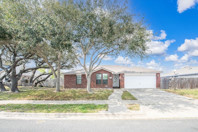 2822 Saint Felicity Corpus Christi TX 78418