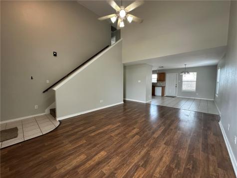 2112 Westwood Drive Portland TX 78374